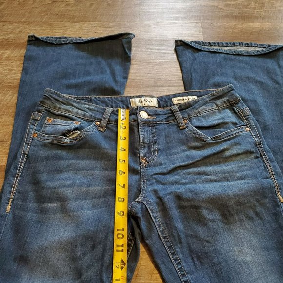 daytrip 32L Dark Wash Jeans Capricorn Kick Flare Bootcut Bell Bottom - Picture 7 of 11